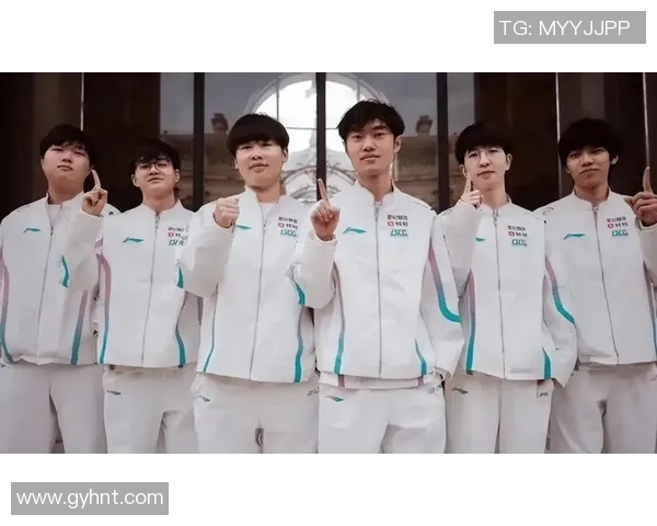 深度解析BLG在S15英雄联盟赛季中的全面压制策略与战术布局 深度解析BLG在S15英雄联盟赛季中的全面压制策略与战术布局