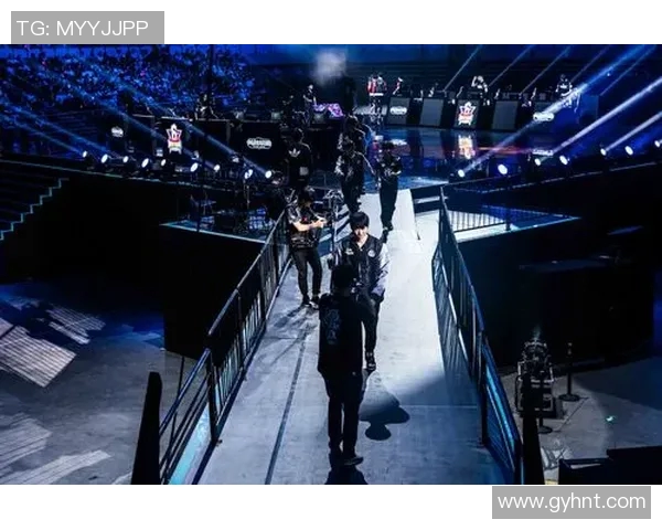 s15电竞总决赛和平精英中IG包夹战术的成败分析与启示 s15电竞总决赛和平精英中IG包夹战术的成败分析与启示